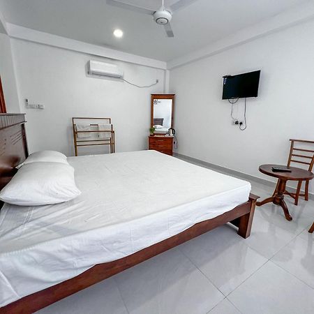 Meridian Holiday Resort Ratnapura Exterior photo